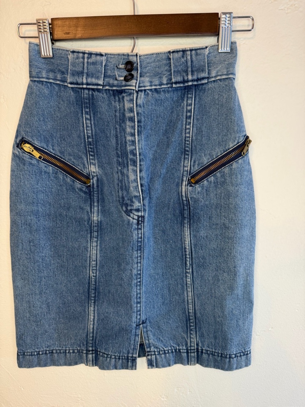 VINTAGE  denim skirt size 2